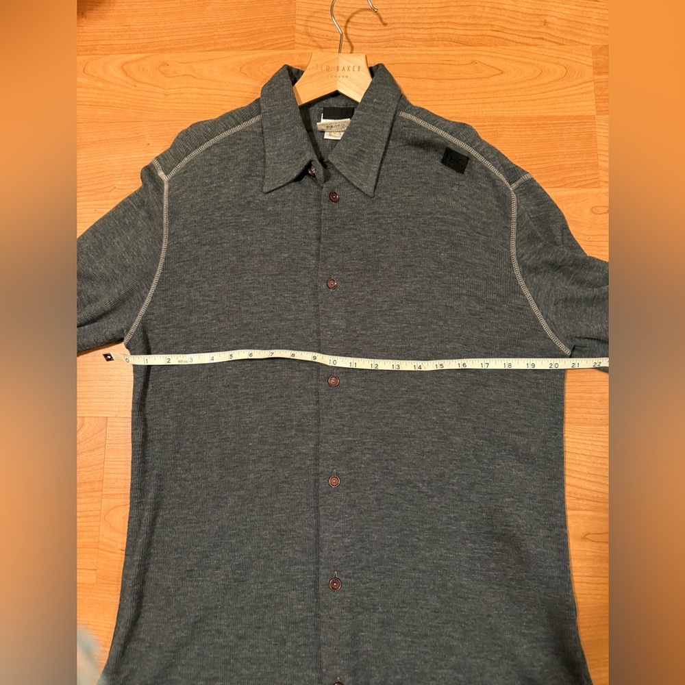D&G Men's Gray Wool Ribbed Knit Button Down Shirt 36/50 Medium/Large